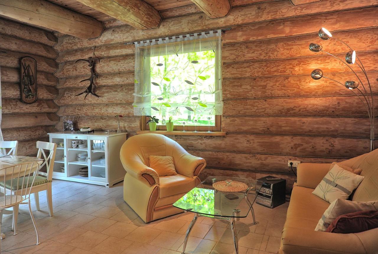 Dom Pod Sosnami Ferienhaus